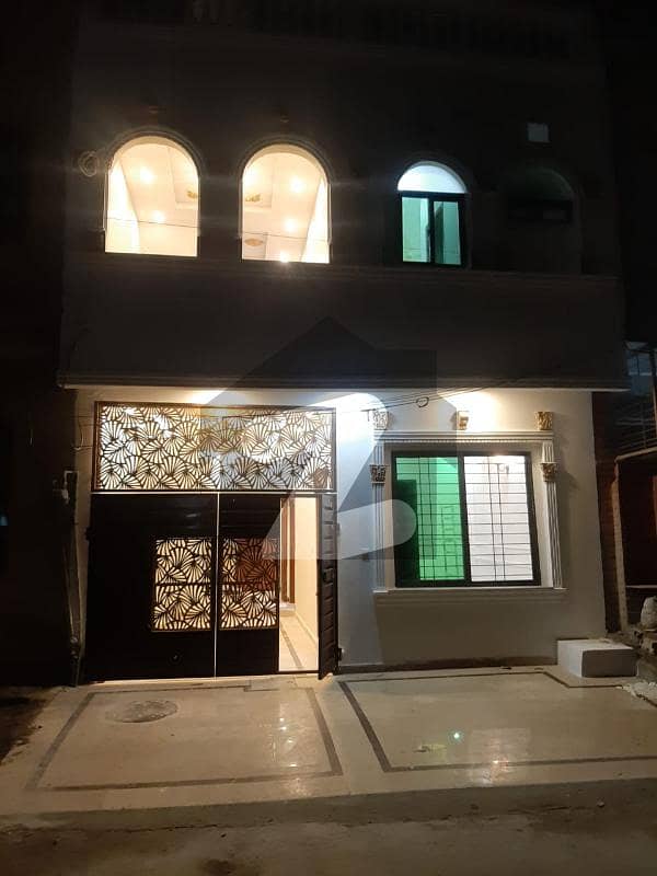بی او آر ۔ بورڈ آف ریوینیو ہاؤسنگ سوسائٹی لاہور میں 3 کمروں کا 4 مرلہ مکان 1.7 کروڑ میں برائے فروخت۔