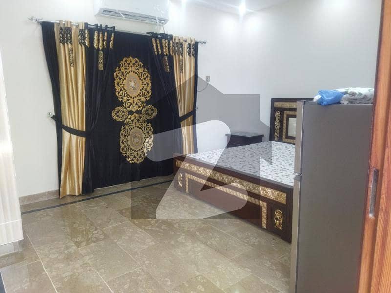 Furnished Room available for rent in model town lahore