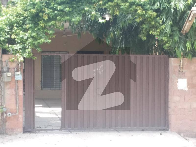 6 MARLA UPPER PORTION FOR RENT PAF COLONY LAHORE