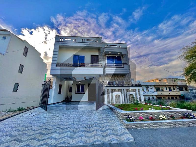7Marla House For sale in G-13 Islamabad
