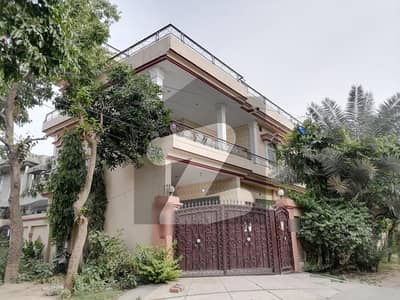 10 Marla House In Stunning Marghzar Officers Colony Is Available For rent