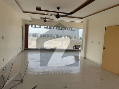 4 Marla Commercial 1st Floor At Very Hot Location For Rent In Tulip Block Park View City Lahore