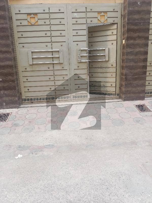 یونیورسٹی ٹاؤن پشاور میں 4 کمروں کا 5 مرلہ مکان 40 ہزار میں کرایہ پر دستیاب ہے۔ یونیورسٹی ٹاؤن پشاور میں 4 کمروں کا 5 مرلہ مکان 40 ہزار میں کرایہ پر دستیاب ہے۔