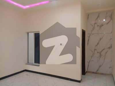 2.5 Marla House Available For rent In Eden Gardens