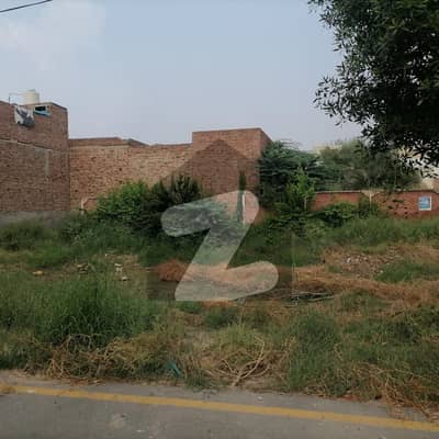 Good 7 Marla Commercial Plot For sale In Chak 89/6R