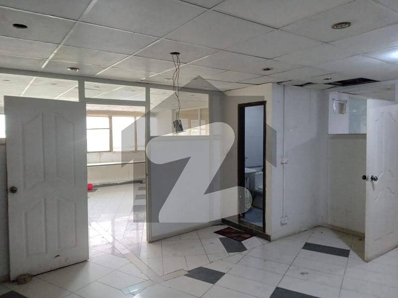 F-11 markaz ideal space for rent