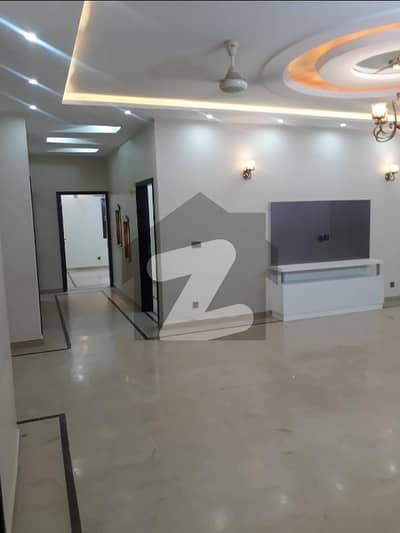 Nazimabad No. 4 New 4 Bedroom Drwaing Lounge Bangalow Floor Available For Rent