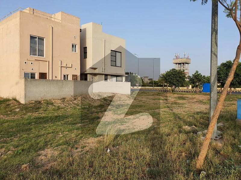 05 Marla on 45 ft Road plot No 727 Block D Near Park Urgent For Sale