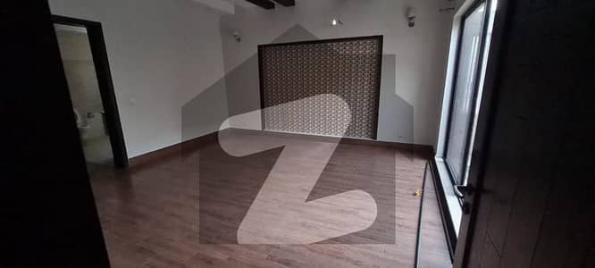 01 Kanal Beautiful Upper Portion Available For Rent At Reasonable Price in DHA Phase 8 Air Avenue | P Block