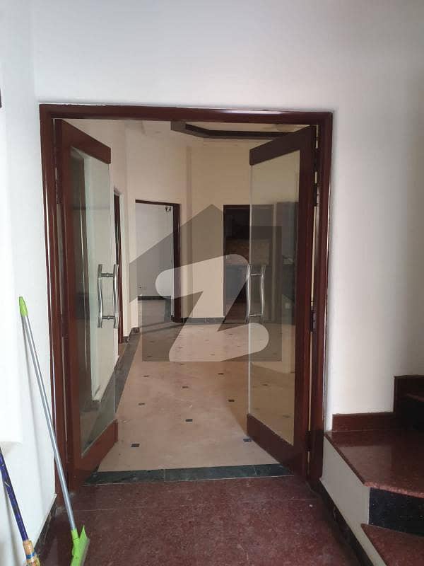 10 Marla Beautiful House Available For Rent At Reasonable Price In Dha Phase 8 Air Avenue | M Block