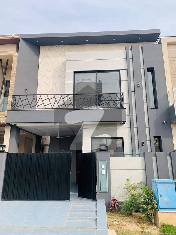 3 Beds 5 Marla Full House Available For Rent In Dha Phase 3