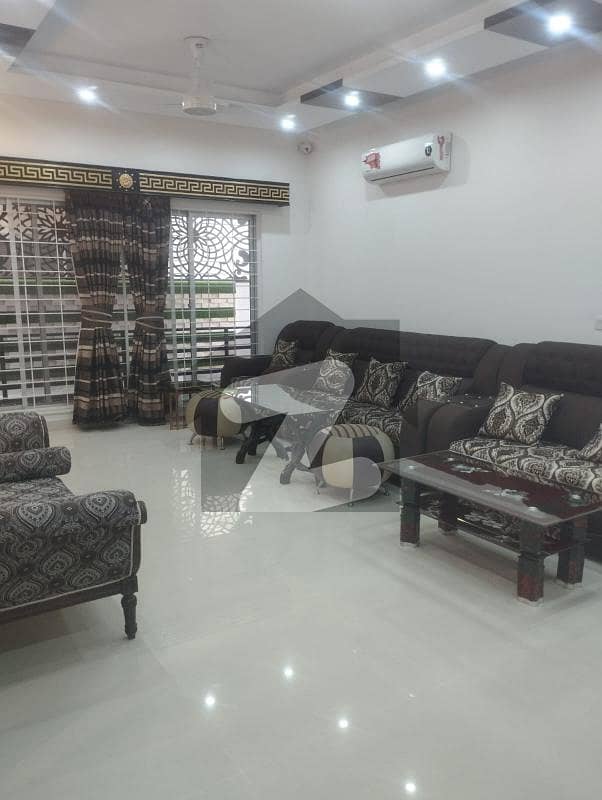 10 Marla Fully Furnished Lower Portion Independent For Rent In Kb Colony Airport Road For Bachelor Or Small Family