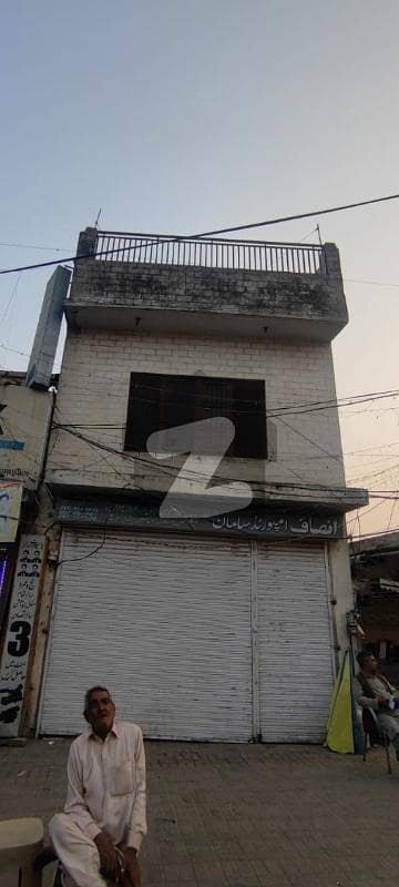 لال کُرتی راولپنڈی میں 3 کمروں کا 3.16 کنال عمارت 4.25 کروڑ میں برائے فروخت۔