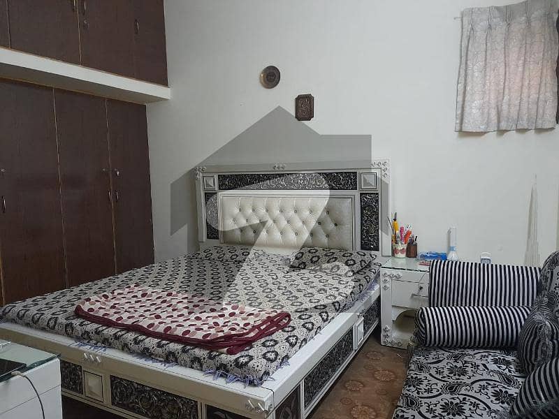 1-KANAL FULLY FURNISHED LOWER PORTION FOR RENT