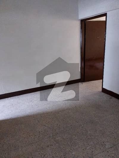 Flat Sized 1350 Square Feet Is Available For rent In Gulshan-e-Iqbal - Block 13/A