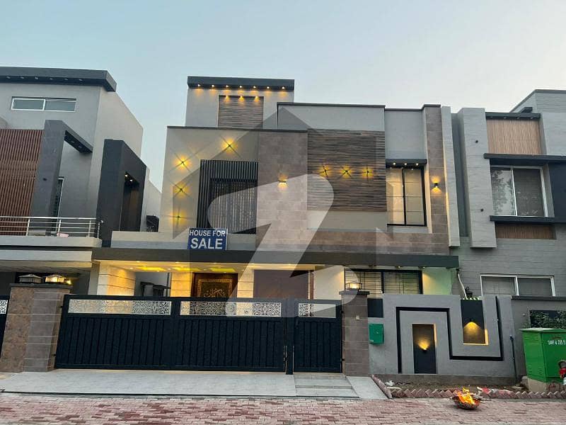 10 MARLA HOT LOCATION HOUSE FOR SALE IN TULIP BLOCK BAHRIA TOWN LAHORE