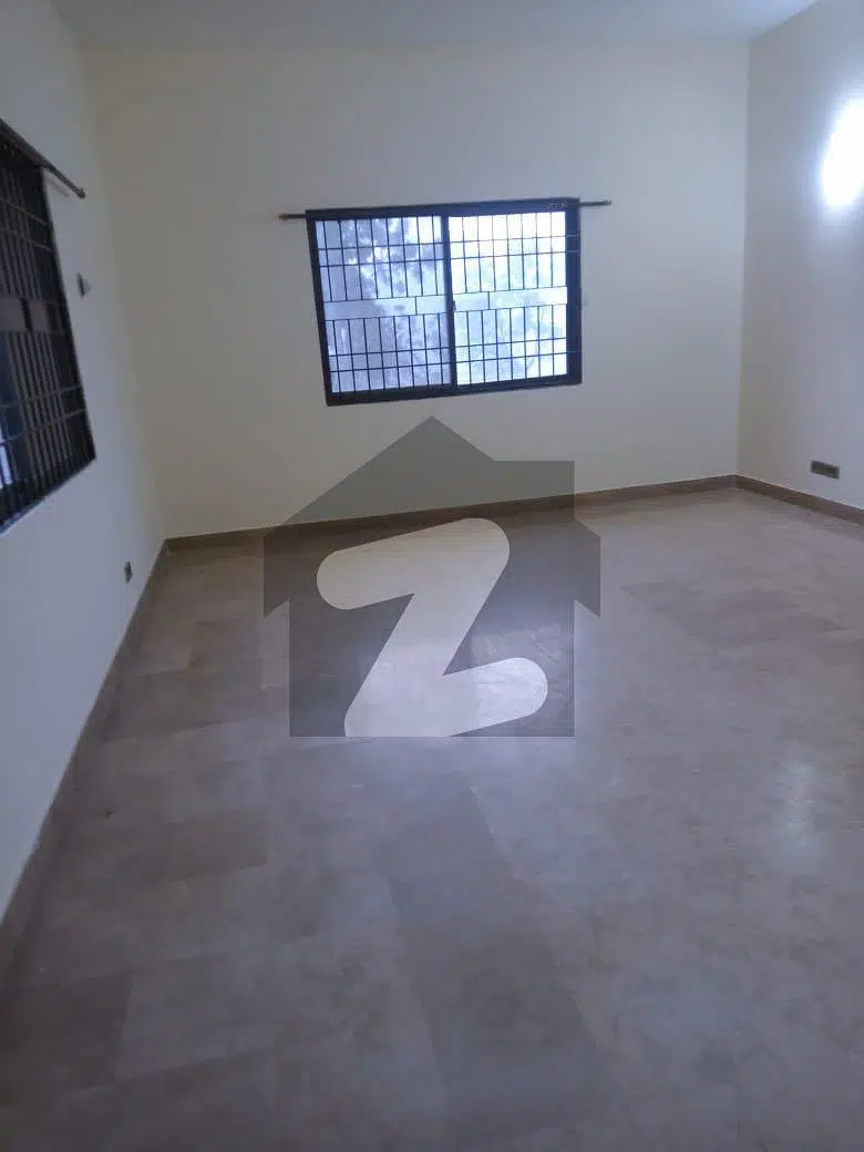 500 YARDS 2+3 BEDROOMS MARBLE FLOORING HOUSE FOR RENT