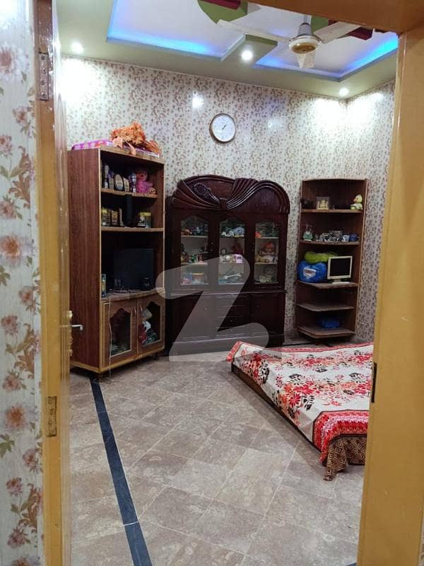 گلشنِ راوی لاہور میں 3 کمروں کا 3 مرلہ مکان 1.35 کروڑ میں برائے فروخت۔