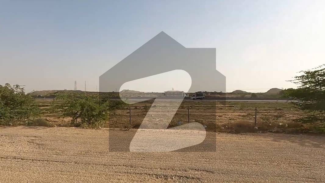 Book A Commercial Plot Of 100 Square Yards In Gulmohar City Karachi