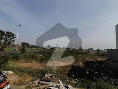 10marla corner plot for sale near maqbol marige hall