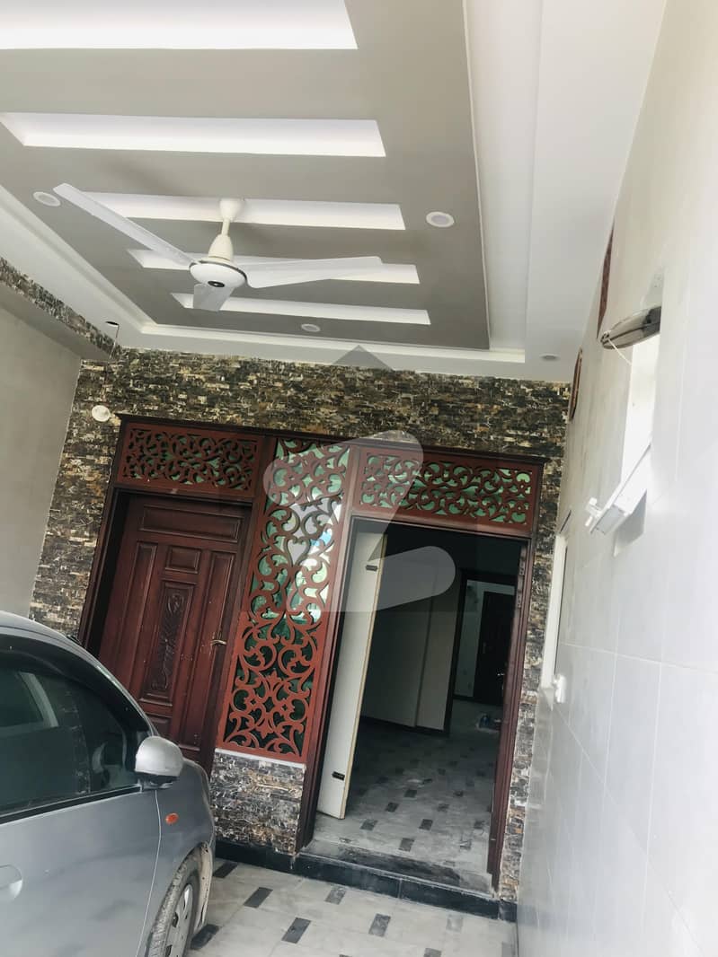 8Marla beautiful double storey house on main islamabad express highway near by DHA Or Pwd societies. . Gas & Electricity available. . Solar system also installed for first floor. .