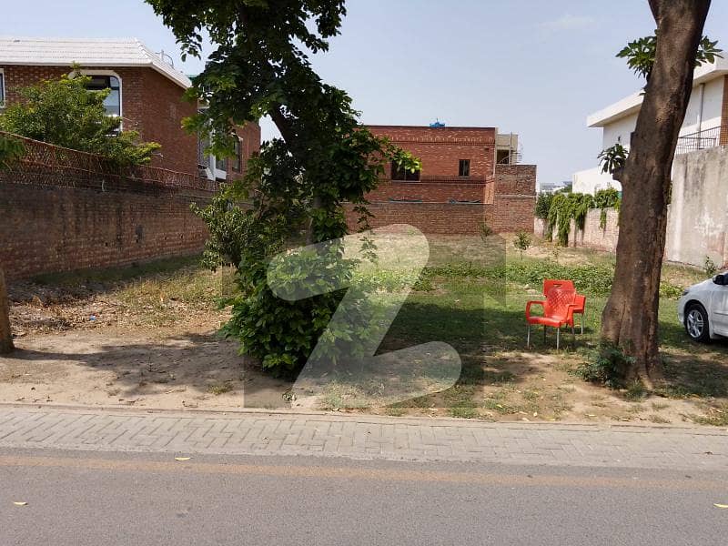 ٹیک سوسائٹی ۔ بلاک بی ٹیک سوسائٹی,لاہور میں 1 کنال رہائشی پلاٹ 11.5 کروڑ میں برائے فروخت۔