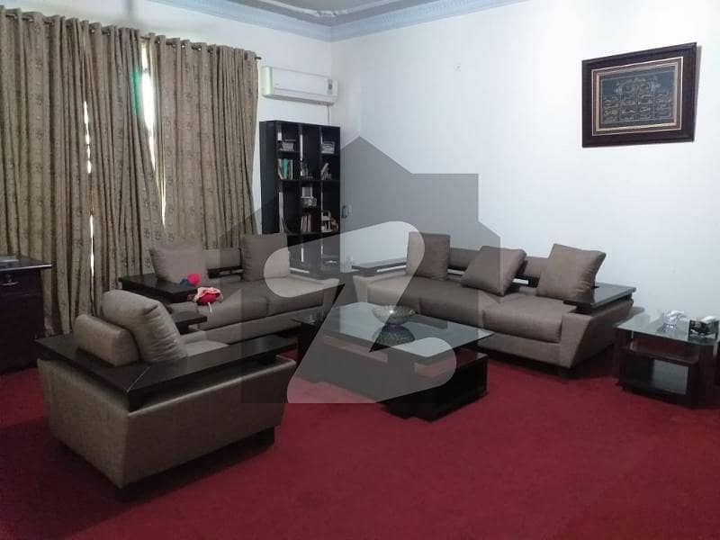 1 Kanal Upper Portion Available For Rent in Model Town Link Road G. E. C. H. Soceity