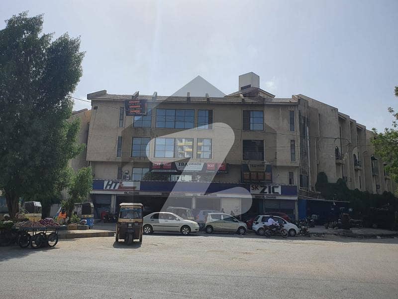 main road faceing office for rent in gulistan-e-jauhar block 3 A