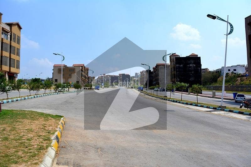 5 Marla Plot in Block B, Available For Sale In Bahria EMC, Lahore Investor Rate Bahria Education