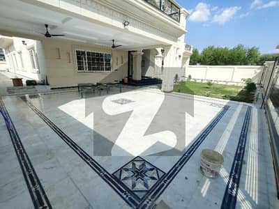Brand New 2 Kanal Luxury House For Rent At Main Double Road!