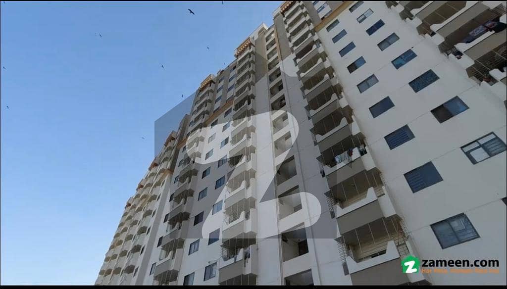 گلشنِ شمیم گلبرگ ٹاؤن,کراچی میں 2 کمروں کا 6 مرلہ فلیٹ 1.3 کروڑ میں برائے فروخت۔