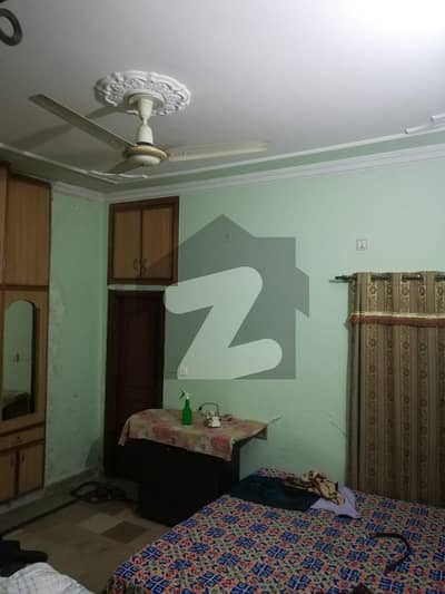 سوان گارڈن ۔ بلاک بی سوان گارڈن اسلام آباد میں 2 کمروں کا 6 مرلہ زیریں پورشن 37 ہزار میں کرایہ پر دستیاب ہے۔