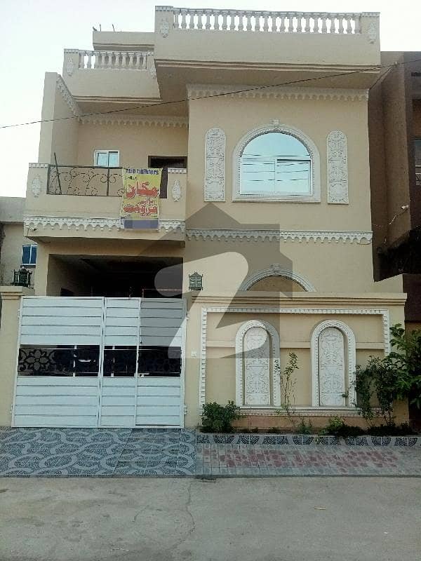 4Marla Brand New well developed luxury House For Sale