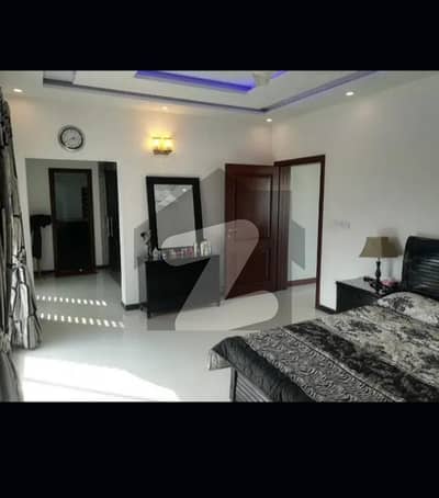 Vip Furnished Bed Room On Rent In Dh Phase 6