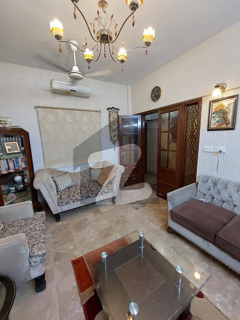 Fully renovated luxury 3 bed d/d west open flat for sale in Bait Ul Hina