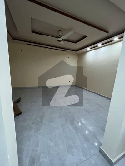 3 Bedroom Drawing Tv Lounge Town Portion For Rent In Block B North Nazimabad
