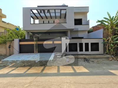 16 Marla House For sale In Rs. 32,500,000 Only