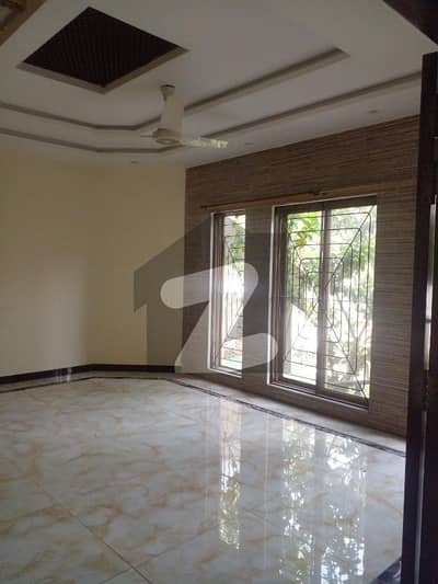 2 Kanal Full House with Basement For Rent In Dha Phase 8
