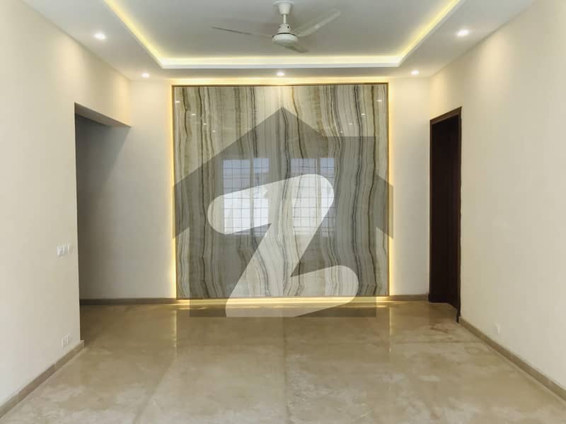 ای ۔ 7 اسلام آباد میں 6 کمروں کا 30 کنال مکان 16.5 لاکھ میں کرایہ پر دستیاب ہے۔