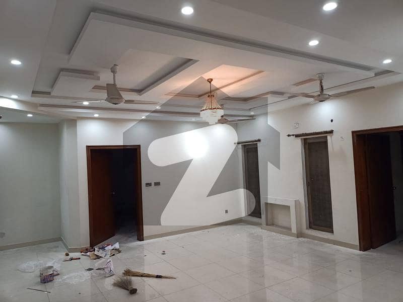 ڈی ایچ اے فیز 3 ڈیفنس (ڈی ایچ اے) لاہور میں 3 کمروں کا 5 مرلہ مکان 80 ہزار میں کرایہ پر دستیاب ہے۔