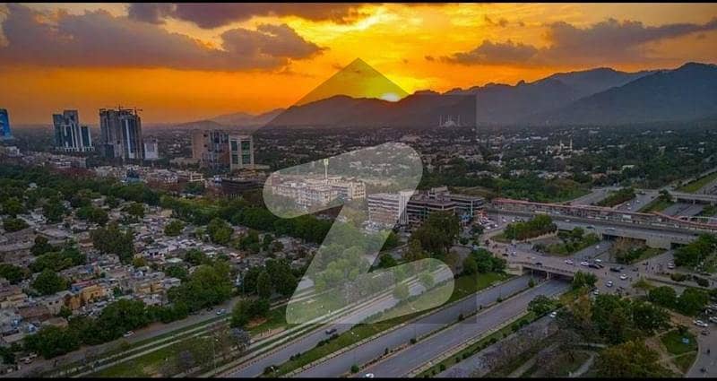 3000 sqft Commercial Space Facing Jinnah Avenue 3000 sqft Commercial Space Facing Jinnah Avenue