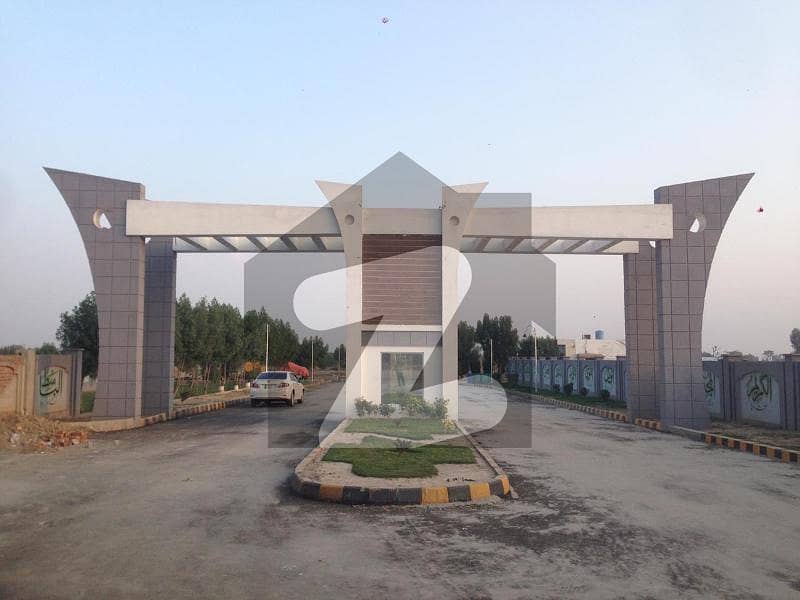 عبد اللہ ڈیفنس ہاؤسنگ سکیم فیصل آباد میں 4 مرلہ رہائشی پلاٹ 22.0 لاکھ میں برائے فروخت۔ عبد اللہ ڈیفنس ہاؤسنگ سکیم فیصل آباد میں 4 مرلہ رہائشی پلاٹ 22.0 لاکھ میں برائے فروخت۔
