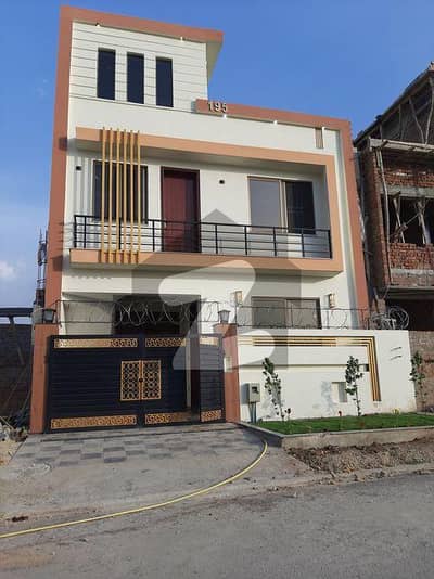 Brand New 5 Marla House In Airport Enclave For Sale