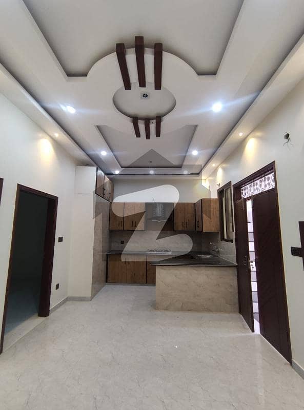 کراچی یونیورسٹی ہاؤسنگ سوسائٹی سکیم 33,کراچی میں 2 کمروں کا 5 مرلہ بالائی پورشن 1.1 کروڑ میں برائے فروخت۔