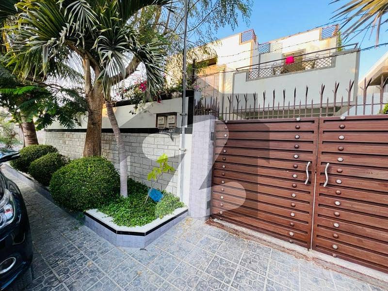 SPECIOUS VILLA IS UP FOR SALE SPECIOUS VILLA IS UP FOR SALE