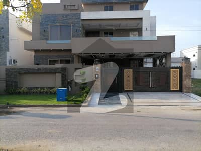 Well-constructed House Available For sale In DC Colony - Kaghan Block
