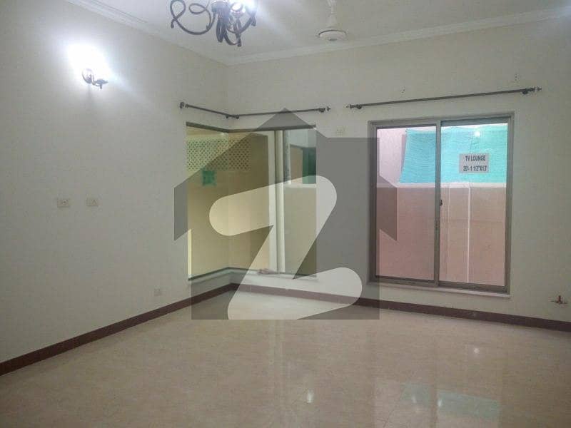 10 Marla House Situated In Askari 11 - Sector B For rent