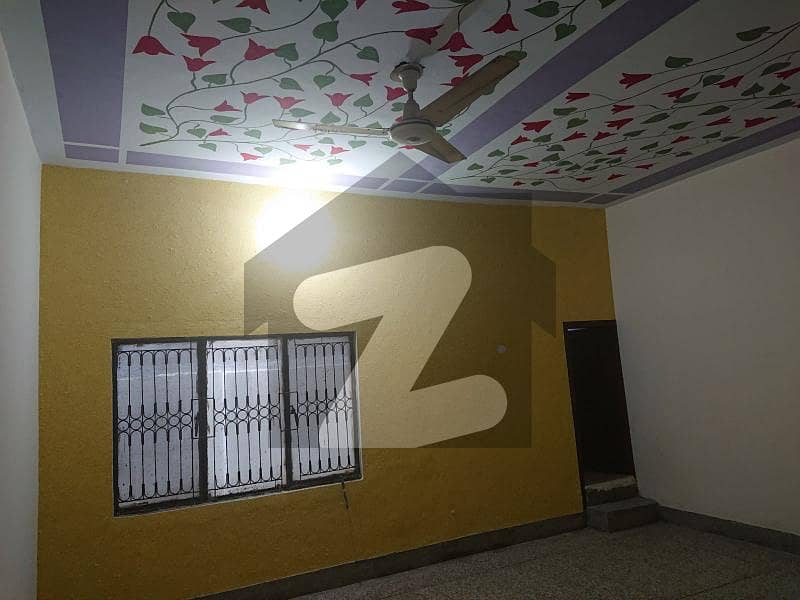چکری روڈ راولپنڈی میں 3 کمروں کا 10 مرلہ مکان 1.4 کروڑ میں برائے فروخت۔