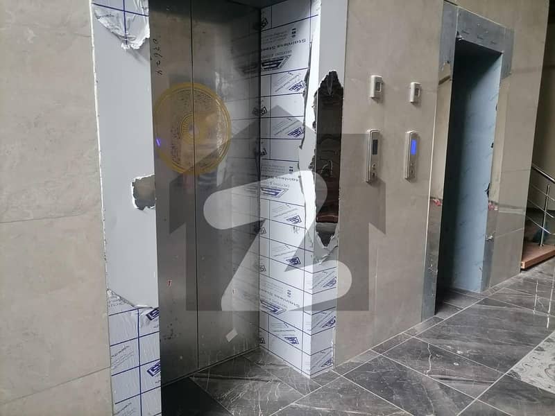 Book A 2000 Square Feet Flat In North Nazimabad - Block B