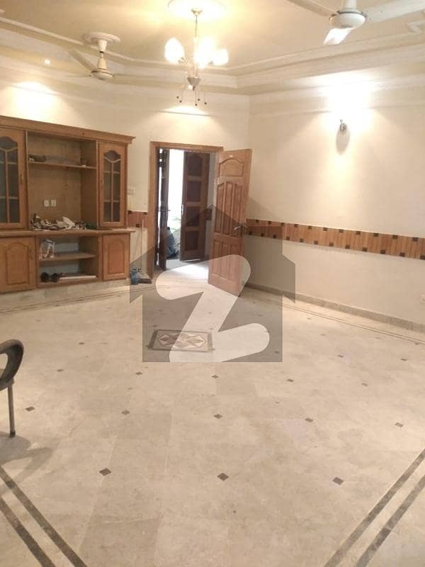 F-10 V-Spacious Three Bed Portion For Rent F-10 V-Spacious Three Bed Portion For Rent